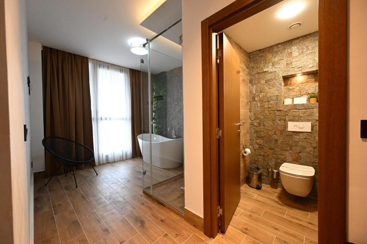 Hotel Tamis & Spa Pančevo Esterno foto